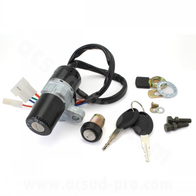 Contacteur à clé adaptable pour Piaggio 50 Gilera SMT RCR 1998-2004 / Derbi Senda 2000-2003 (OEM : 00H05905251) * Prix spécial !