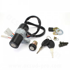 Contacteur à clé adaptable pour Piaggio 50 Gilera SMT RCR 1998-2004 / Derbi Senda 2000-2003 (OEM : 00H05905251) * Prix spécial !