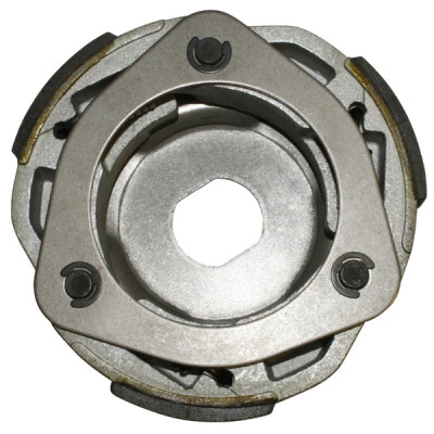 Embrayage Newfren adaptable Honda 250 Foresight 1997-2007, 300 SH 2007-2010 / Peugeot 250 SV 2001 / Piaggio 250 X9 2000-2002