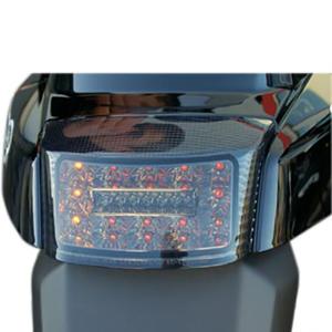 Feu arrière adaptable fumé à leds clignotant intégré homologué CE pour scooter MBK Booster 2004-2017 / Yamaha BWS 2004-2017