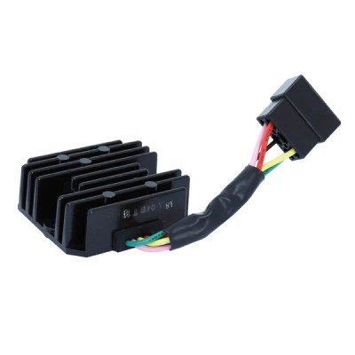 Régulateur de tension adaptable 12V-10A monophasé 5 cosses - Kymco 125 People S 2005-2013, 50 Agility RS 4T 2009-2016, Super 8 2T 2009-2012, Malaguti 125 Ciak 2006+