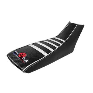 Housse de selle KRM blanche pour mécaboite Derbi DRD X-Treme/DRD Racing 2011-2017