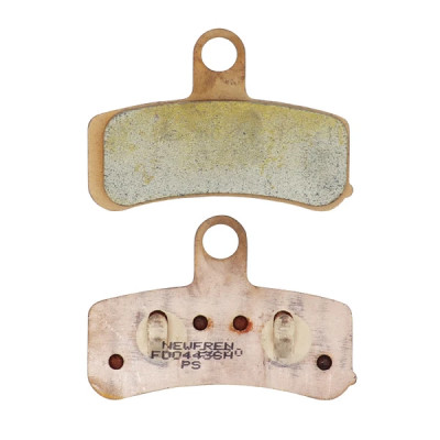 Plaquettes de frein NEWFREN FD0443SH L 89mm H 62mm P 8mm pour Harley Davidson 1340-1450 Dyna après 2008, 1584 Fat Boy après 2008, 1450 Rocker 2008-2010 AV