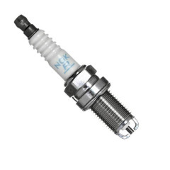 Bougie NGK BKR7E-11 Standard pour Scooter, Mécaboite, Mobylette, Maxi Scooter, Moto, Quad