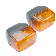 Clignotants avant adaptable noir/orange pour scooter MBK 50 Booster Spirit / Yamaha 50 BWS